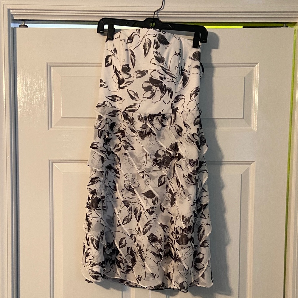 White House Black Market Strapless Dress - Black and White Leaf Print